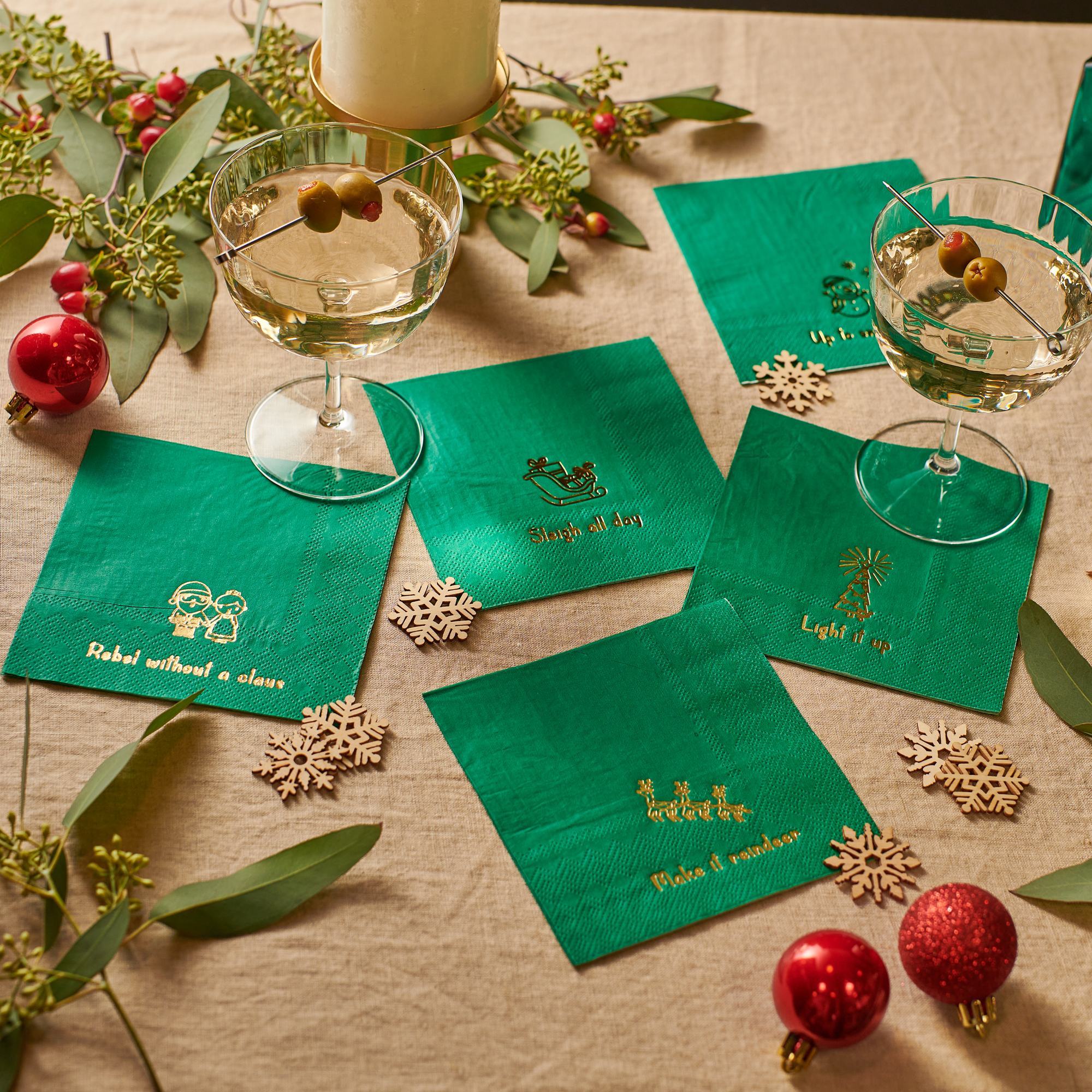 Holiday Cheer Cocktail Napkins (25 Per Pack)