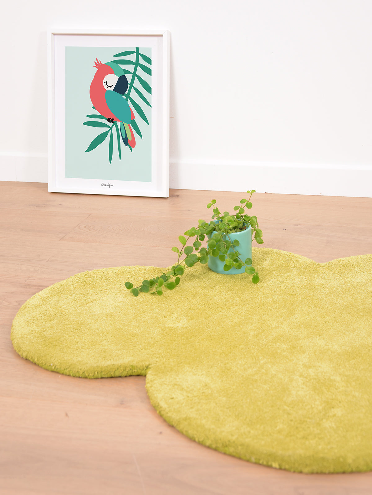 Lilipinso Art Print - Tropical Parrot Green
