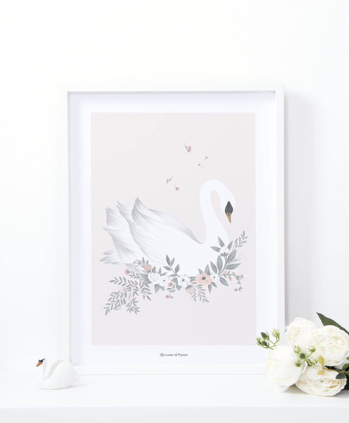 Lilipinso Art Print - Swan (Pink Background)