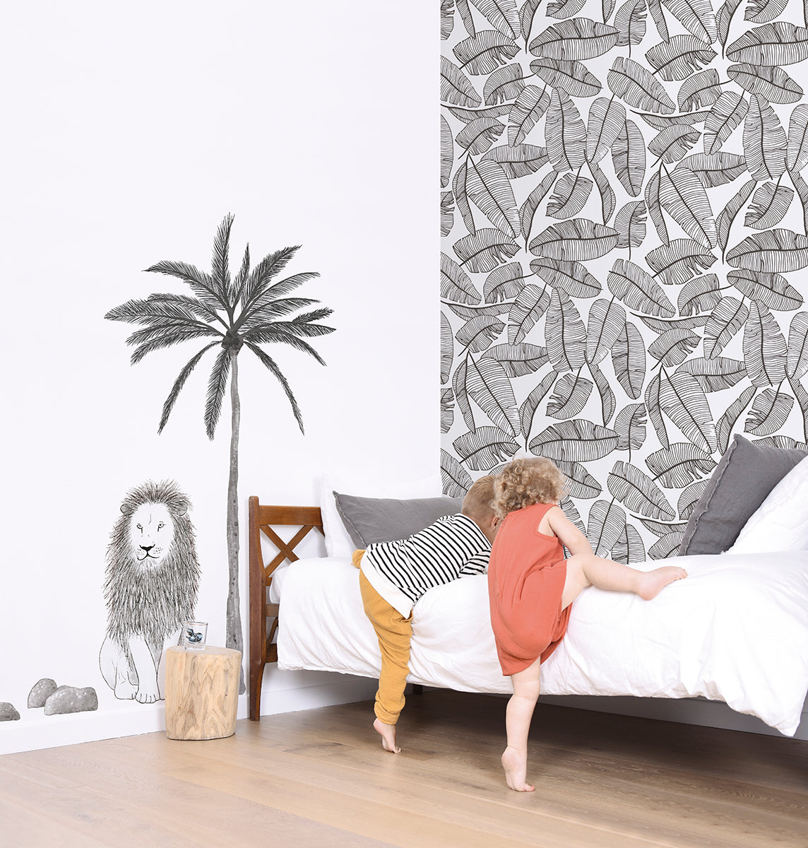 Lilipinso Wall Decals Special Size - Tree + Lion Wall decal