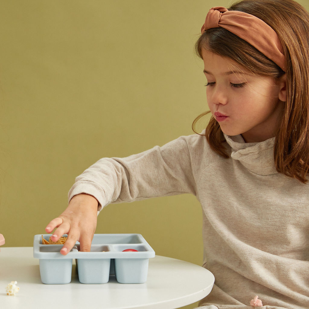 Silicone Bento Box Wildflower Chambray Blue