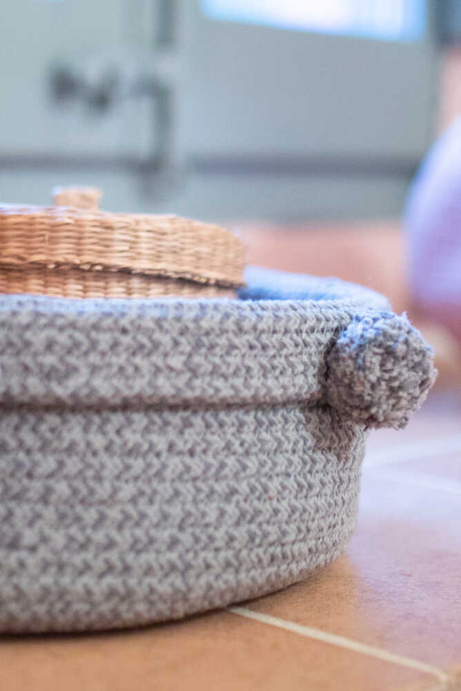 Basket Tray Vintage Blue  - English Gardens