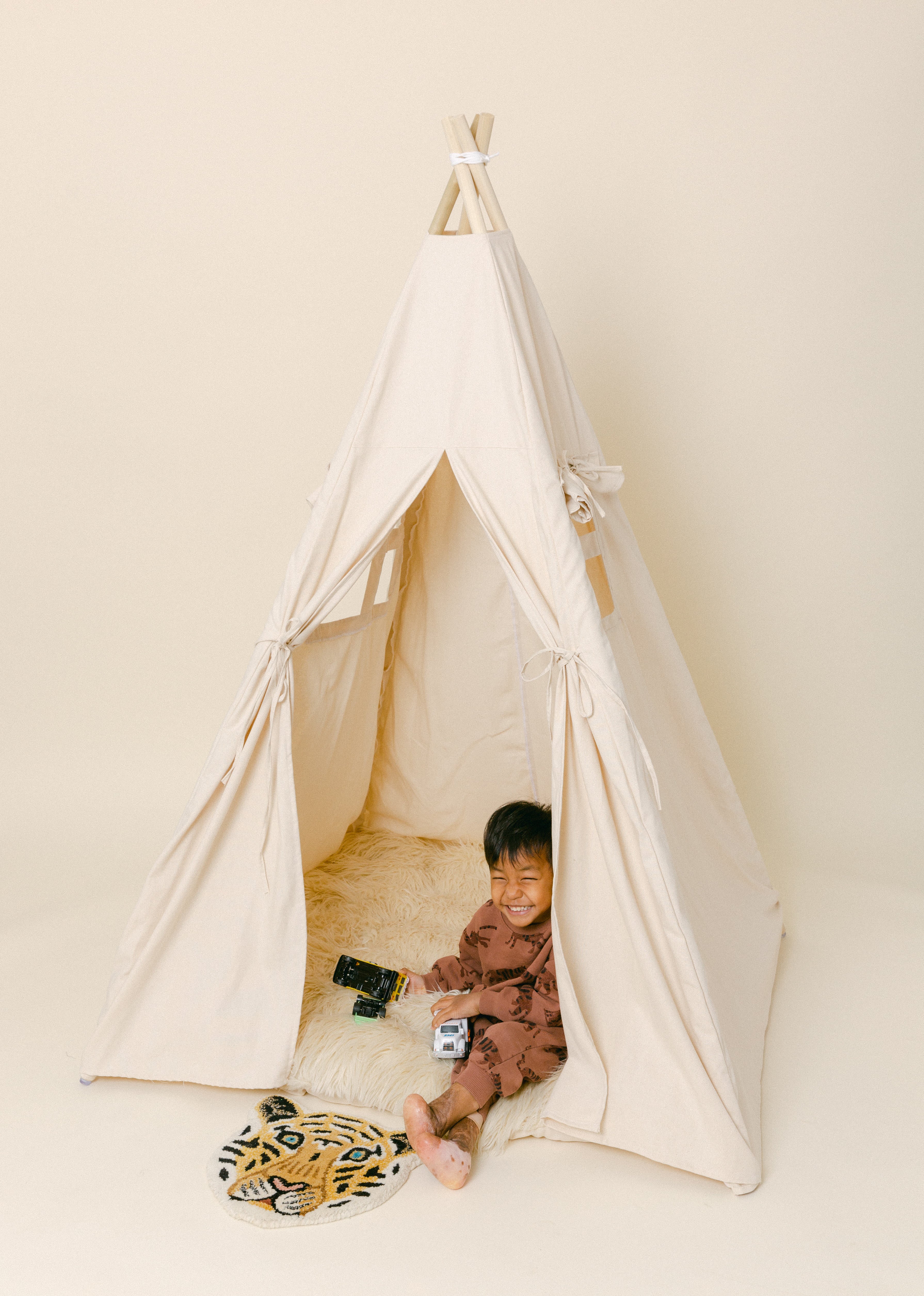 The Andrew Play Tent