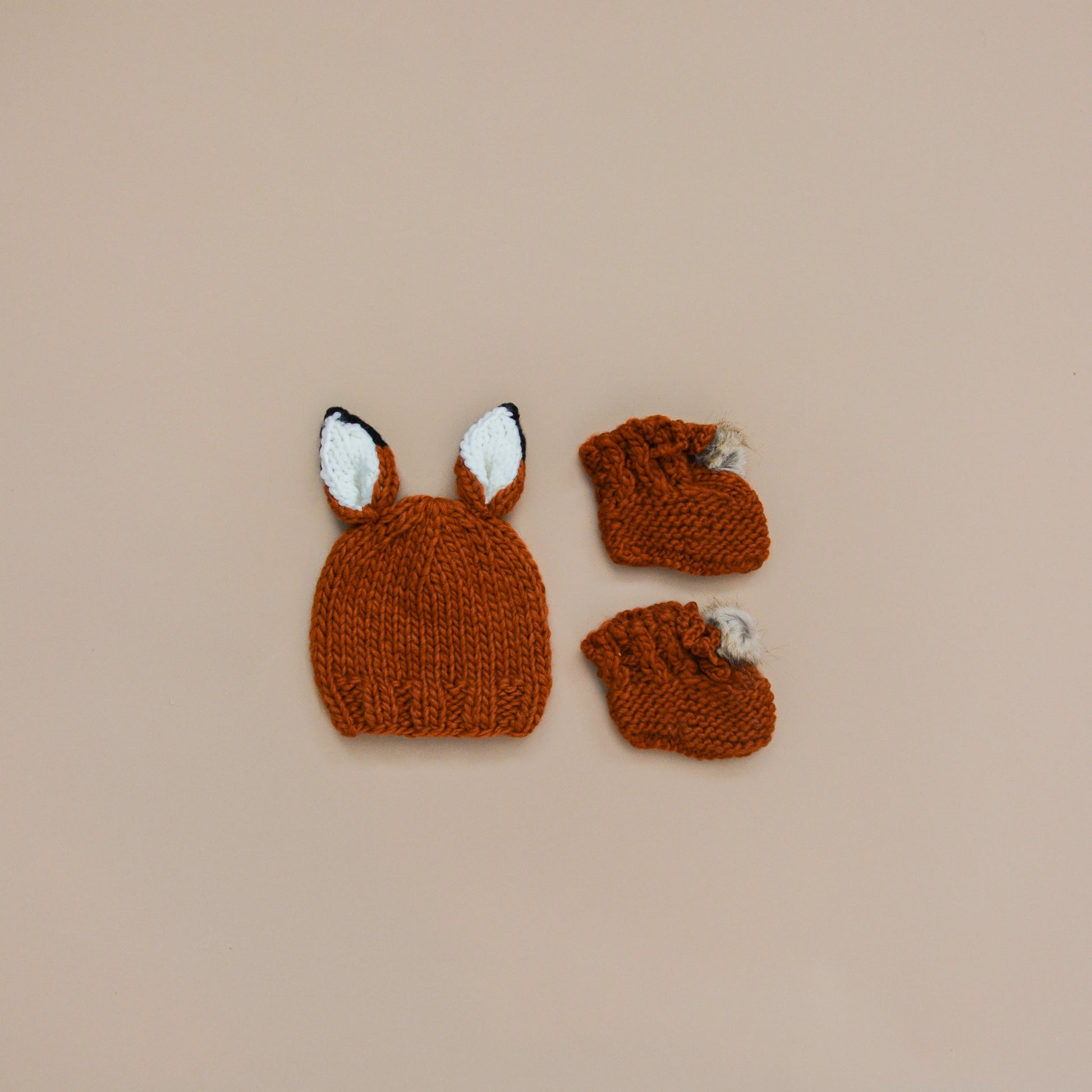 The Blueberry Hill Rusty Fox Knit Hat, Cinnamon