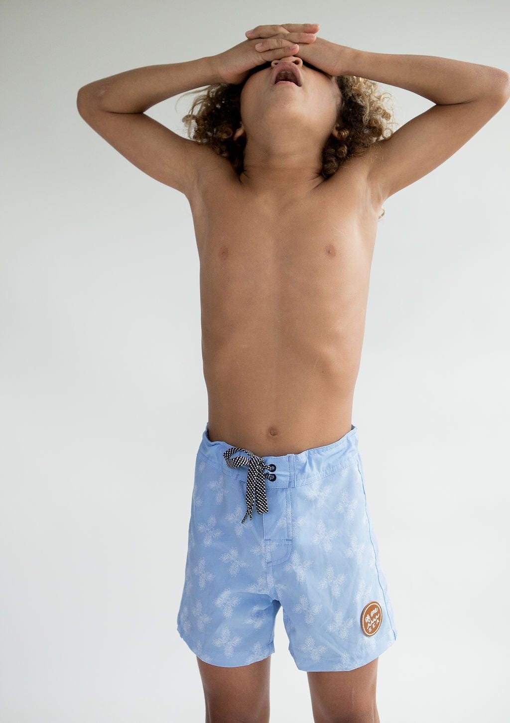 Kid’s Townshorts In Light Blue Breadfruit Bandana