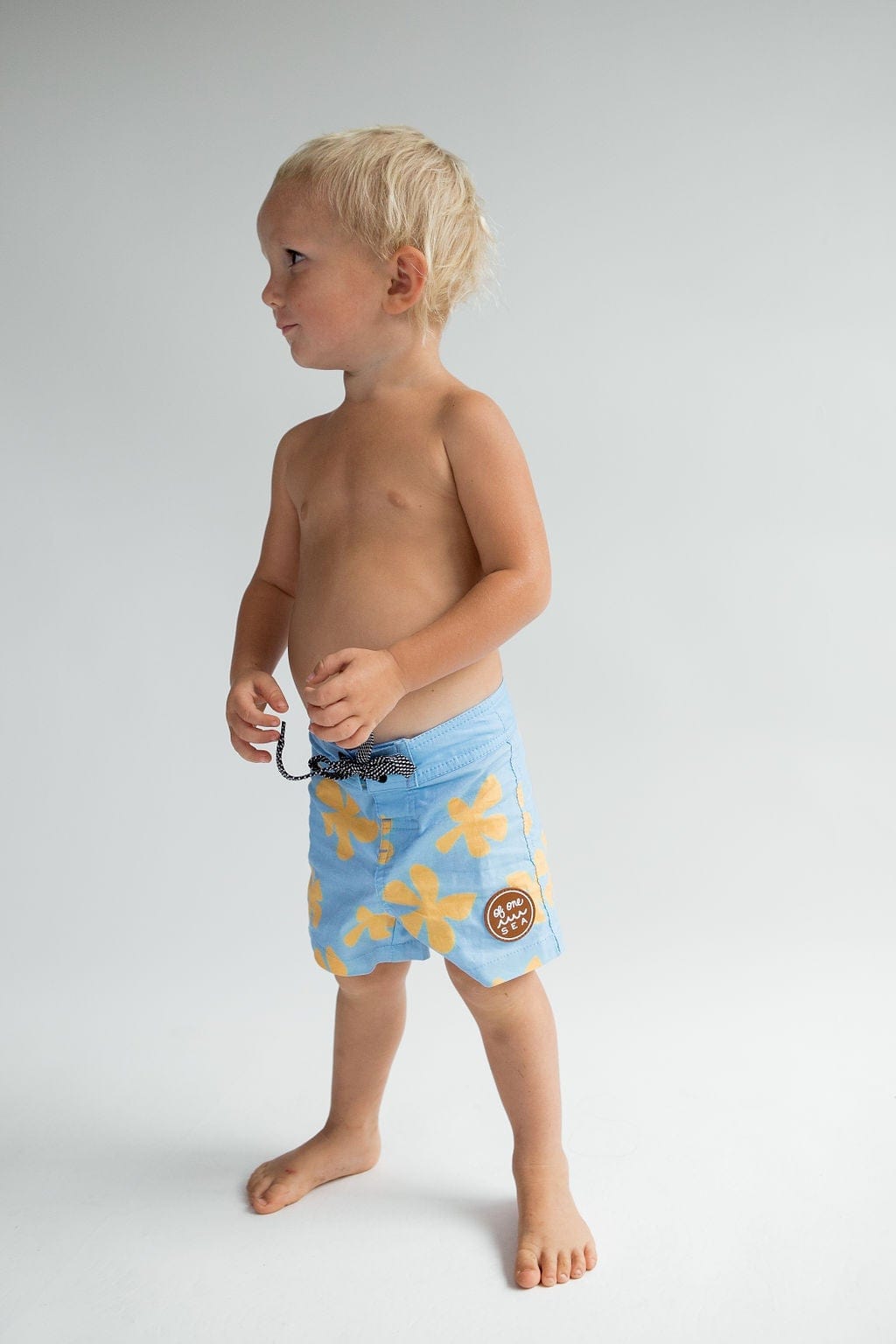 Kid’s Townshorts In Light Blue Plumeria