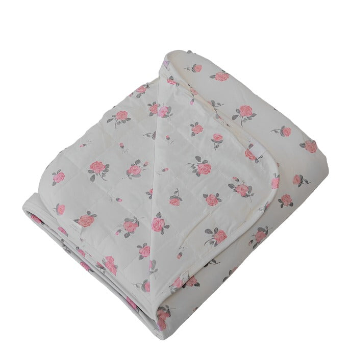 Quilted Blanket - Roses White