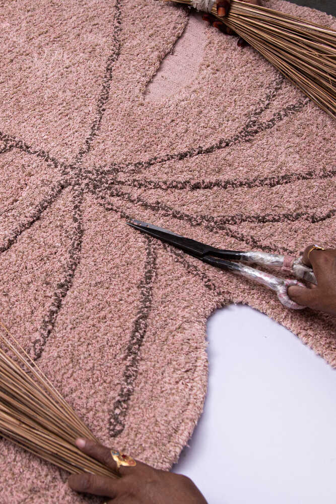 Washable Rug Monstera Vintage Nude  - Re Edition + Plants